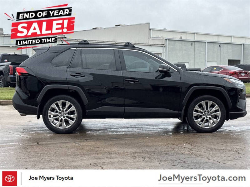 2023 Toyota RAV4 XLE Premium