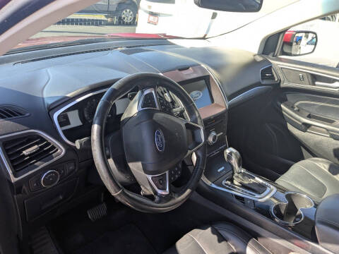 2017 Ford Edge Titanium