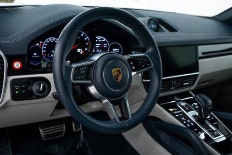 2022 Porsche Cayenne S