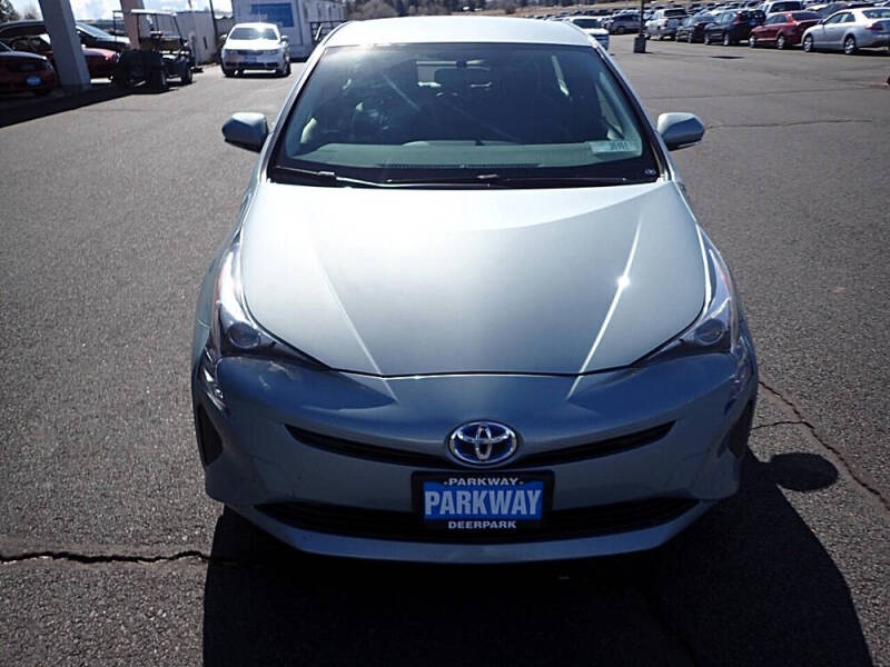 2016 Toyota Prius Two