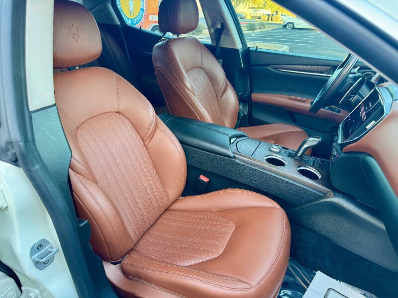 2021 Maserati Ghibli S GranLusso