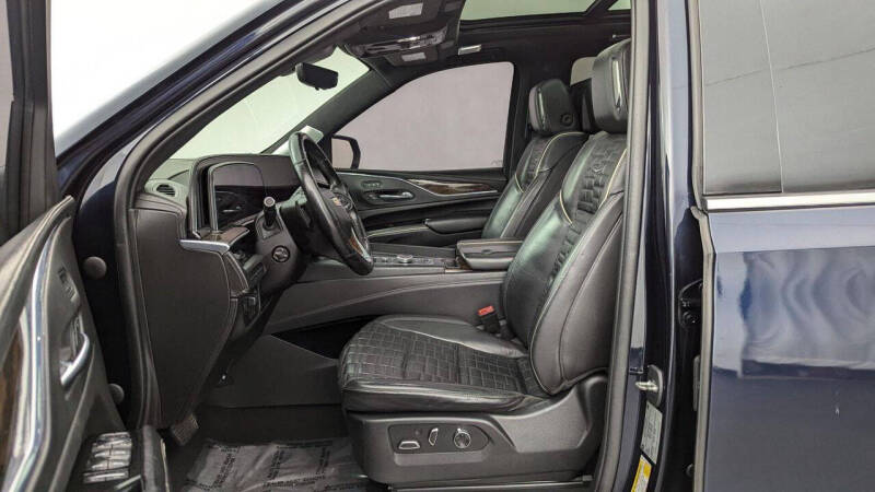 2021 Cadillac Escalade ESV Premium Luxury Platinum