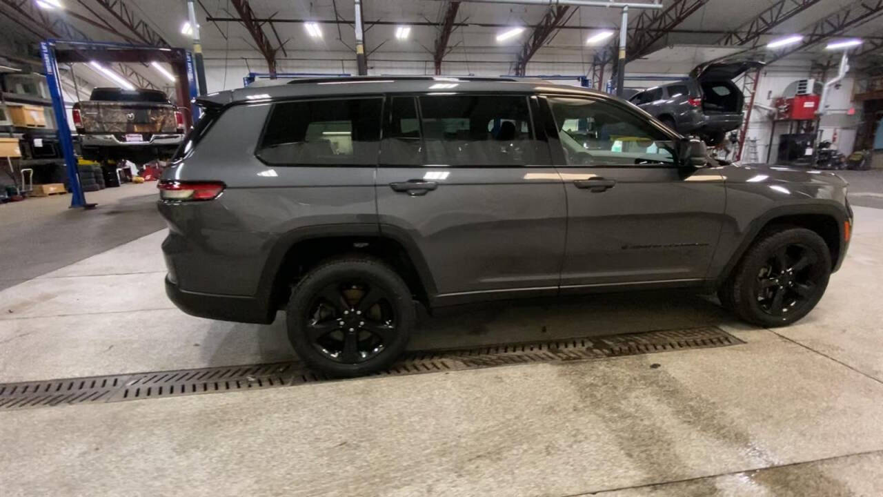 2023 Jeep Grand Cherokee L for sale at Victoria Auto Sales in Victoria, MN