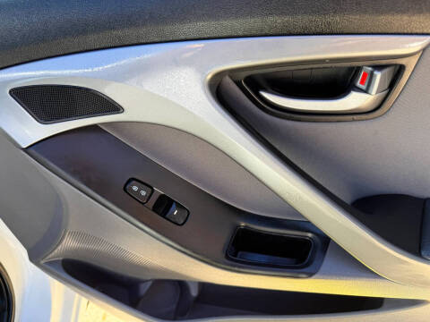 2016 Hyundai Elantra