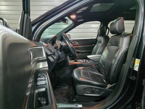 2017 Ford Explorer Platinum