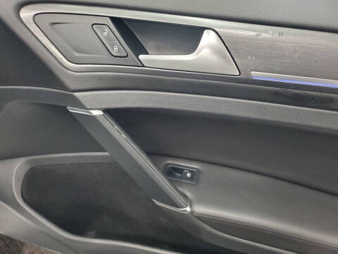 2017 Volkswagen e-Golf SEL Premium