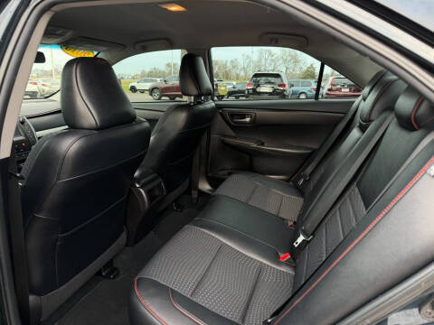 2015 Toyota Camry SE