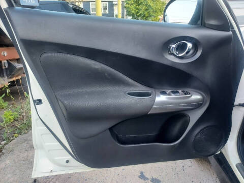 2012 Nissan JUKE SL