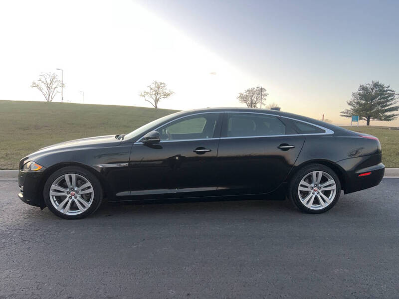 2016 Jaguar XJL Portfolio