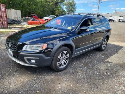 2015 Volvo XC70 for sale at CRS 1 LLC in Lakewood NJ