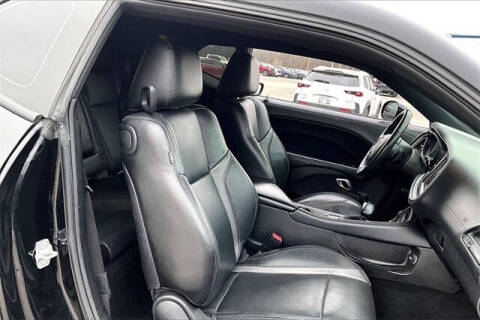 2021 Dodge Challenger SXT