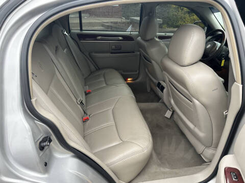 2003 Lincoln Town Car Cartier