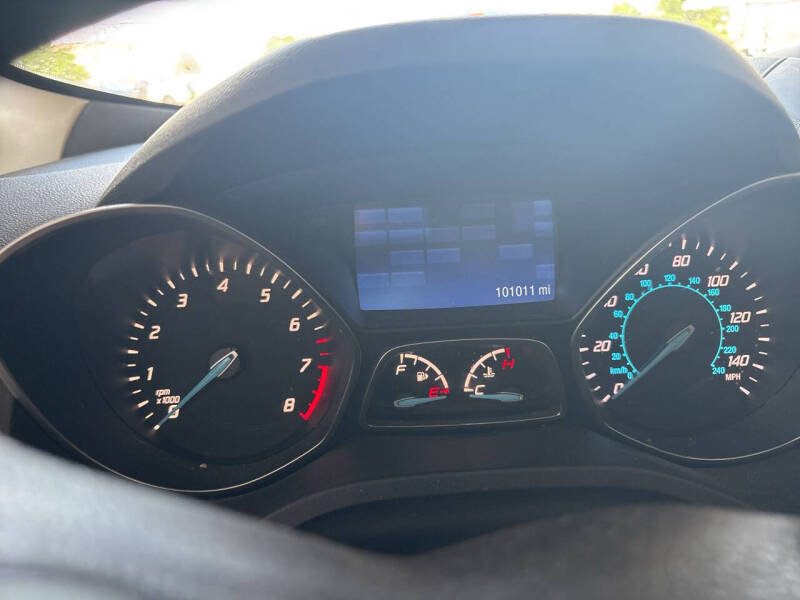 2015 Ford Escape SE