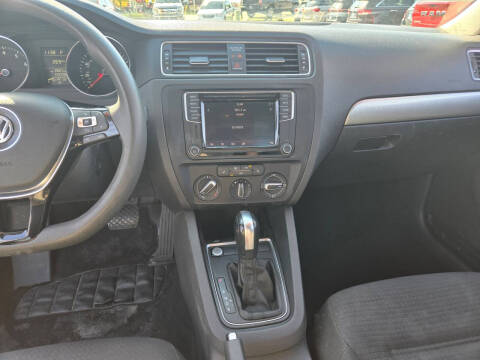 2016 Volkswagen Jetta