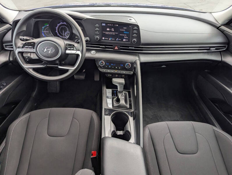 2023 Hyundai Elantra Hybrid Blue