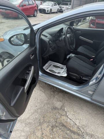 2013 Mazda MAZDA2 Sport