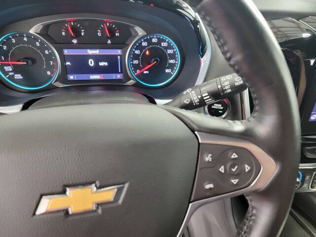 2022 Chevrolet Traverse LT Leather