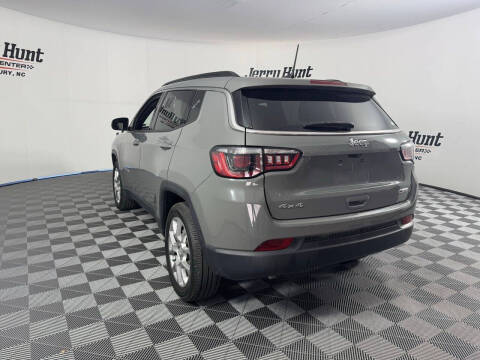 2023 Jeep Compass Latitude Lux