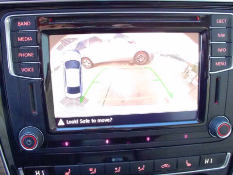 2016 Volkswagen Passat V6 SEL Premium