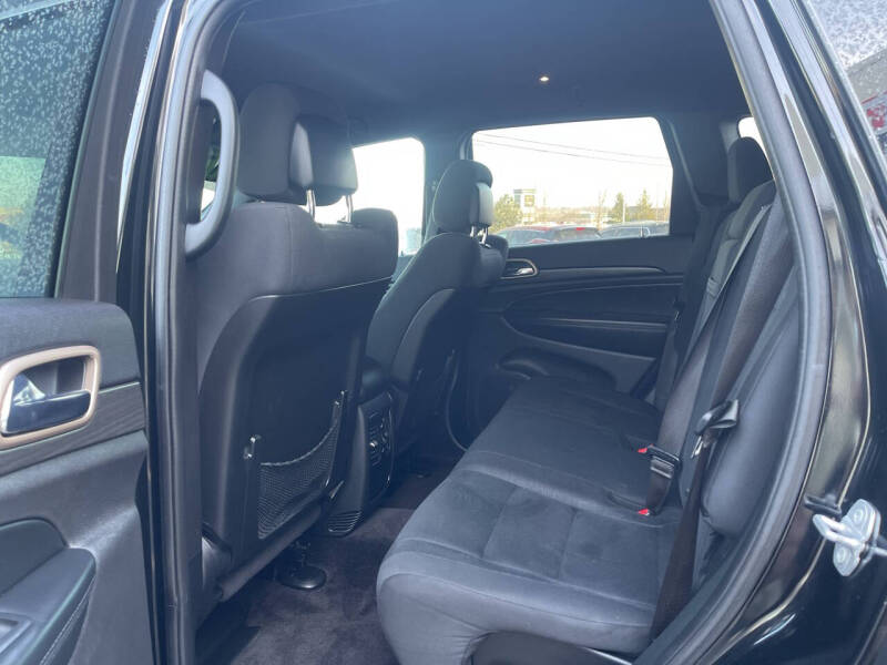 2017 Jeep Grand Cherokee Laredo