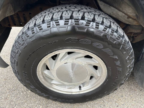 2000 Ford E-Series E-150