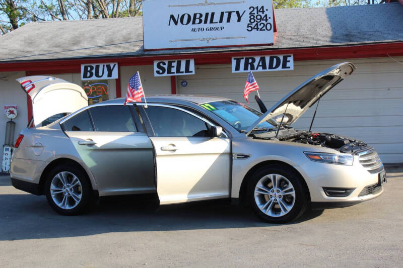 2017 Ford Taurus SEL