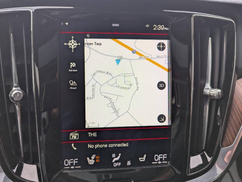 2022 Volvo S60 B5 Momentum