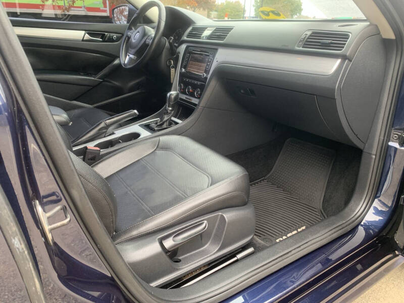 2013 Volkswagen Passat SE PZEV