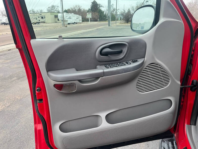 2003 Ford F-150 Lariat