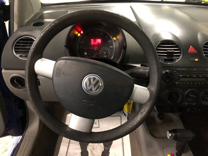 2007 Volkswagen New Beetle 2.5