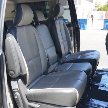 2017 Kia Sedona LX