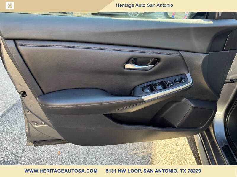 2023 Nissan Sentra SR