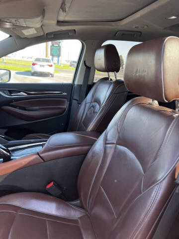 2018 Buick Enclave Avenir