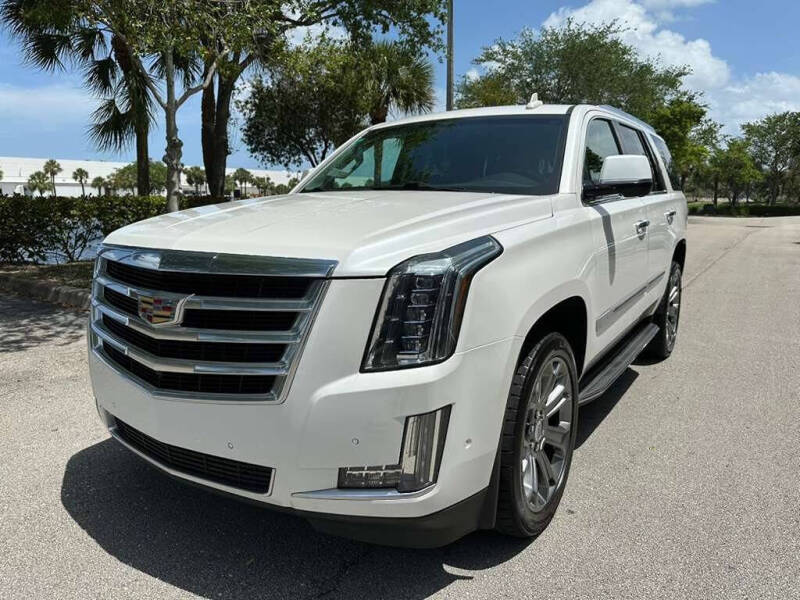 2017 Cadillac Escalade Standard