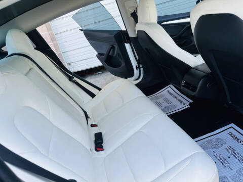 2023 Tesla Model 3 Performance