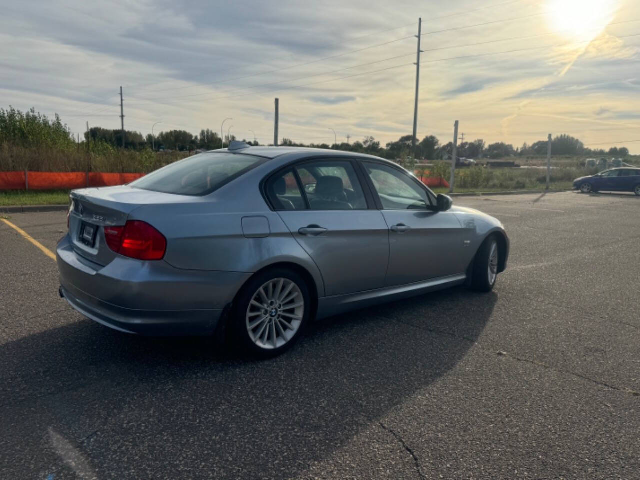 2009 BMW 3 Series for sale at LUXURY IMPORTS AUTO SALES INC in Ham Lake, MN