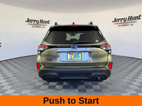 2025 Subaru Forester Premium