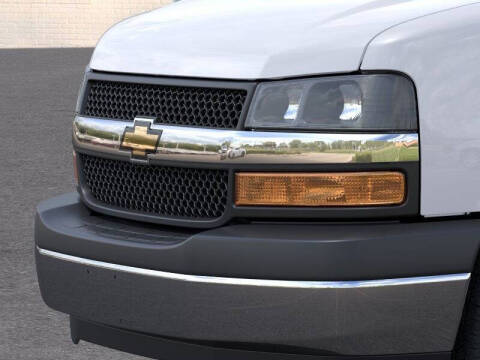 2025 Chevrolet Express 2500