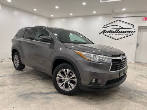 2015 Toyota Highlander for sale at Auto House of Bloomington in Bloomington IL