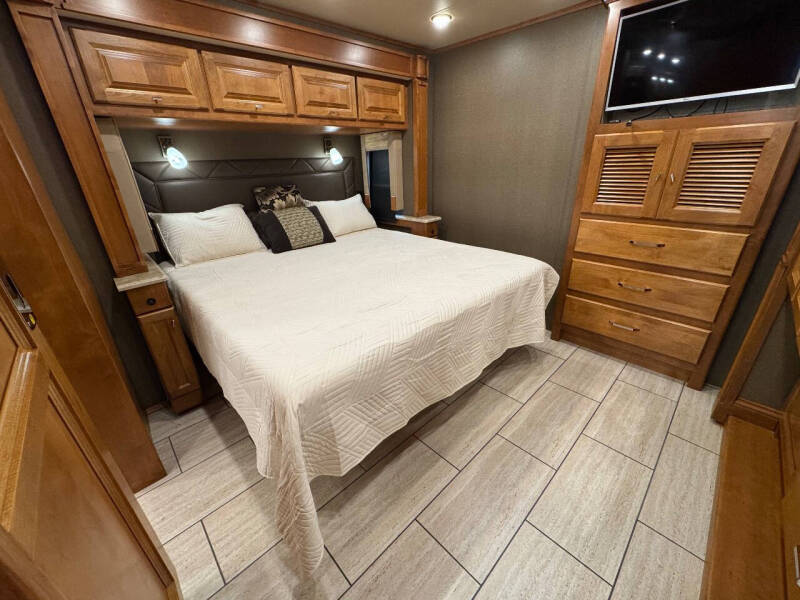 2018 Tiffin Allegro Open Road