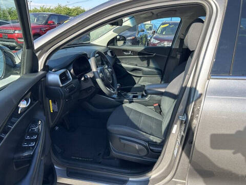 2018 Kia Sorento LX