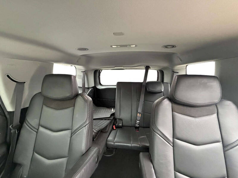 2015 Cadillac Escalade Luxury