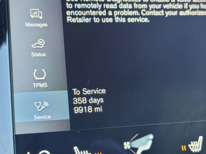 2018 Volvo XC90 T6 Momentum