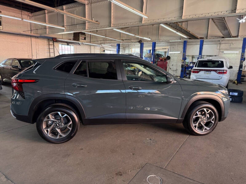 2025 Chevrolet Trax LT