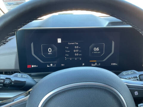 2025 Kia Carnival SX