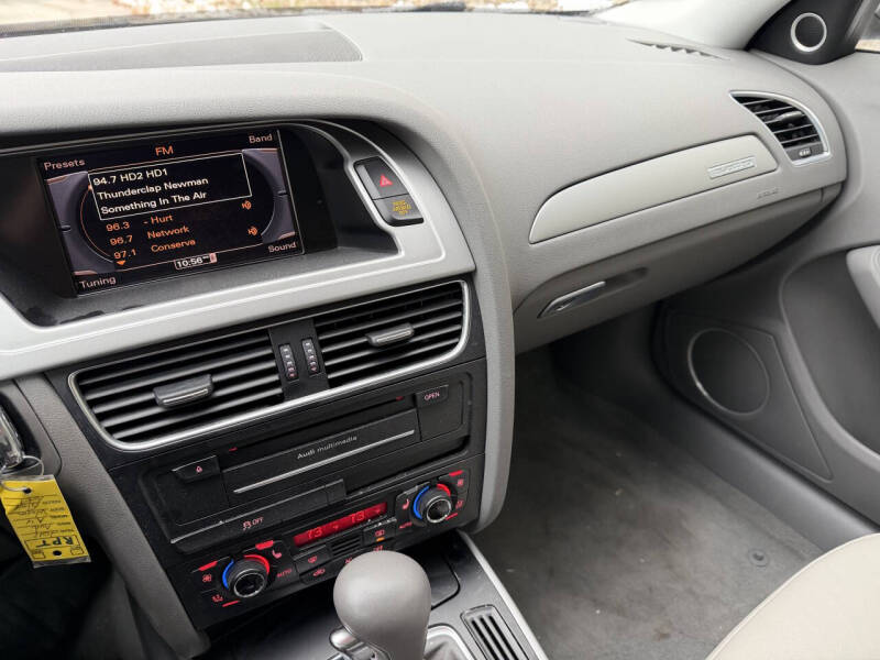 2011 Audi A4 2.0T quattro Avant Premium Plus