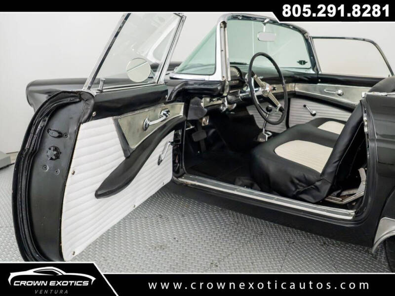 1955 Ford Thunderbird