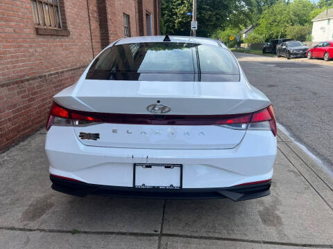 2021 Hyundai Elantra SEL
