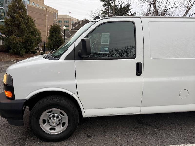 2021 Chevrolet Express 2500