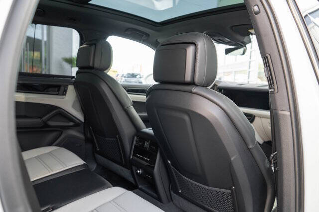 2024 Porsche Cayenne